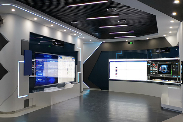 拼接屏与液晶拼接屏的分辨率解析及应用场景